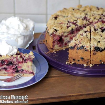 Beerenkuchen mit Streusel Rezept - Beeren Streusel Kuchen reloaded