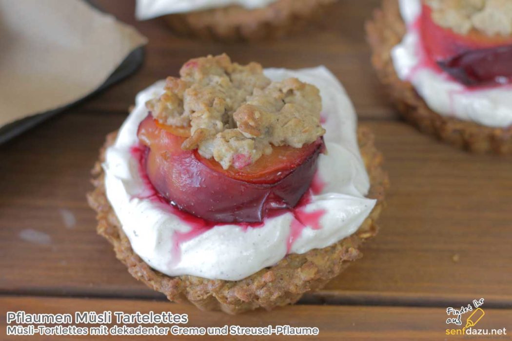 Pflaumen Müsli Tartelettes Rezept – Müsli Tortelettes mit Obst Streusel