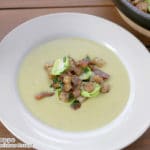 Rosenkohlsuppe - Einfaches und leckeres Rezept mit Topping